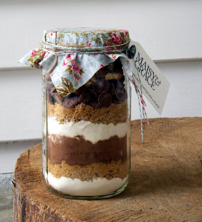 And hello perfect wee wedding favour BROWNIE IN A JAR The perfect 