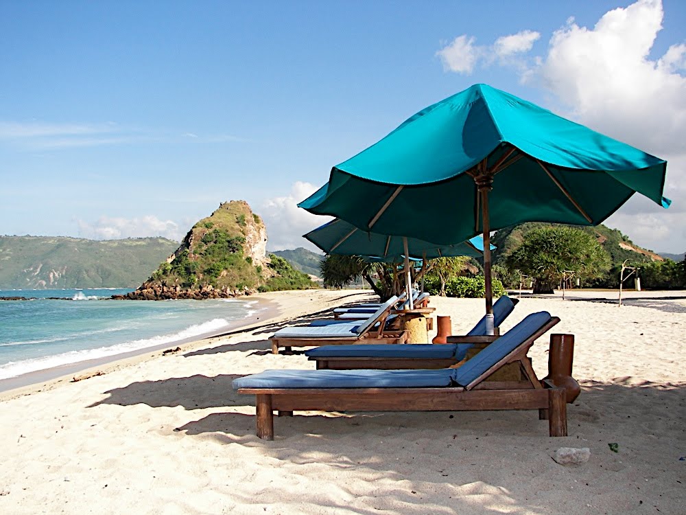  Kuta Beach Lombok Popular and Favourite Tourism In The 