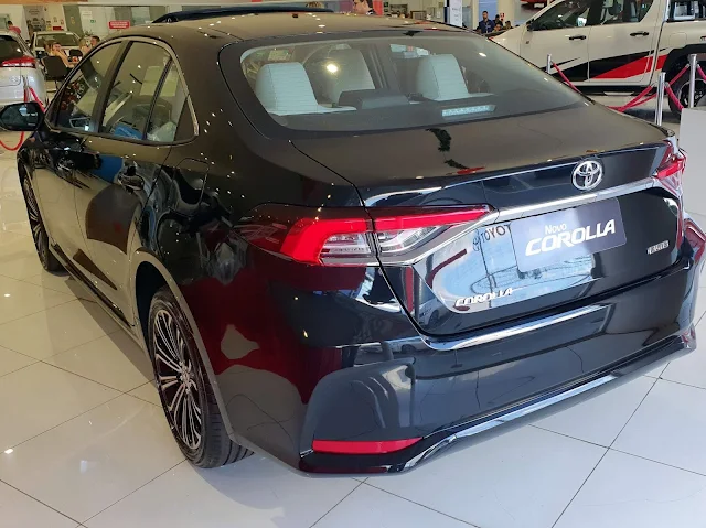 Toyota Corolla 2020 Altis 2.0 Flex: vídeo, preço e detalhes