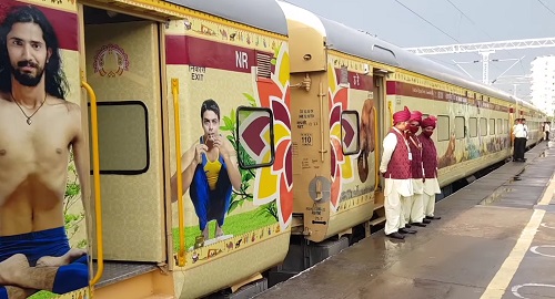 bharat gaurav train in hindi