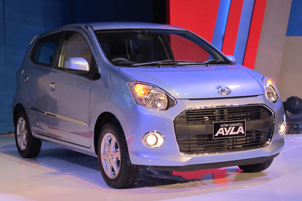 Harga dan Spesifikasi  Daihatsu  Ayla  helmi 154 pbie