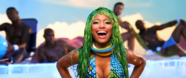 nicki minaj super bass video glow in the dark. Nicki Minaj#39;s Super Bass