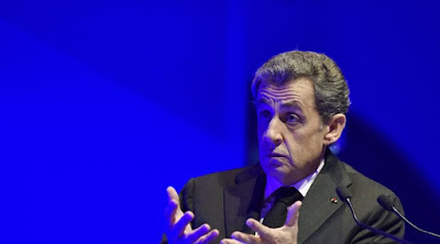 Nicolas Sarkozy traite Christian Estrosi de « branleur »