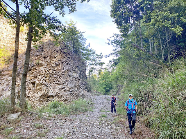 船型山林道