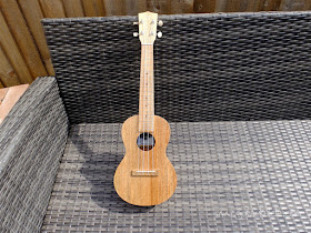 Mabuhay MC-11 Concert Ukulele