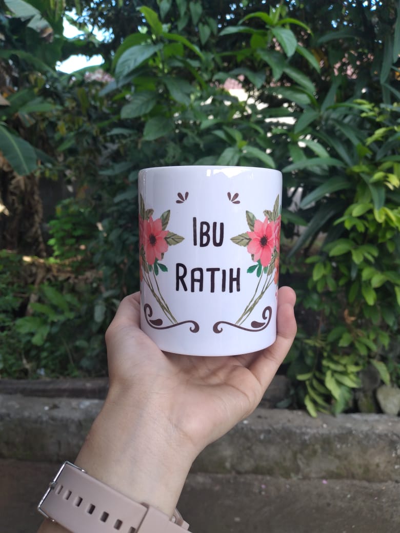souvenir mug putih di Kembanglimus Borobudur Magelang
