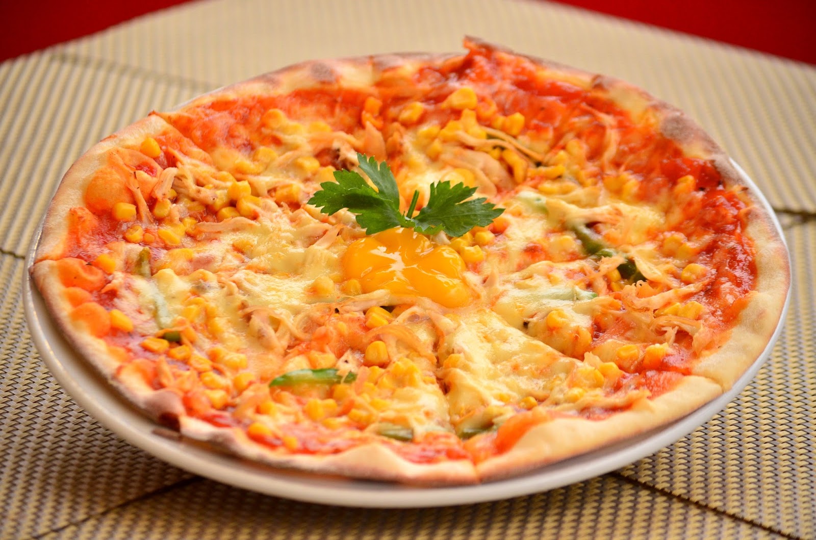 ITALIAN PIZZA and AMERICAN PIZZA Atau INDONESIA PITSA 