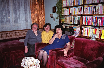 Bucarest, Rudi, Ana, Maria, © Louis Gigout, 1997