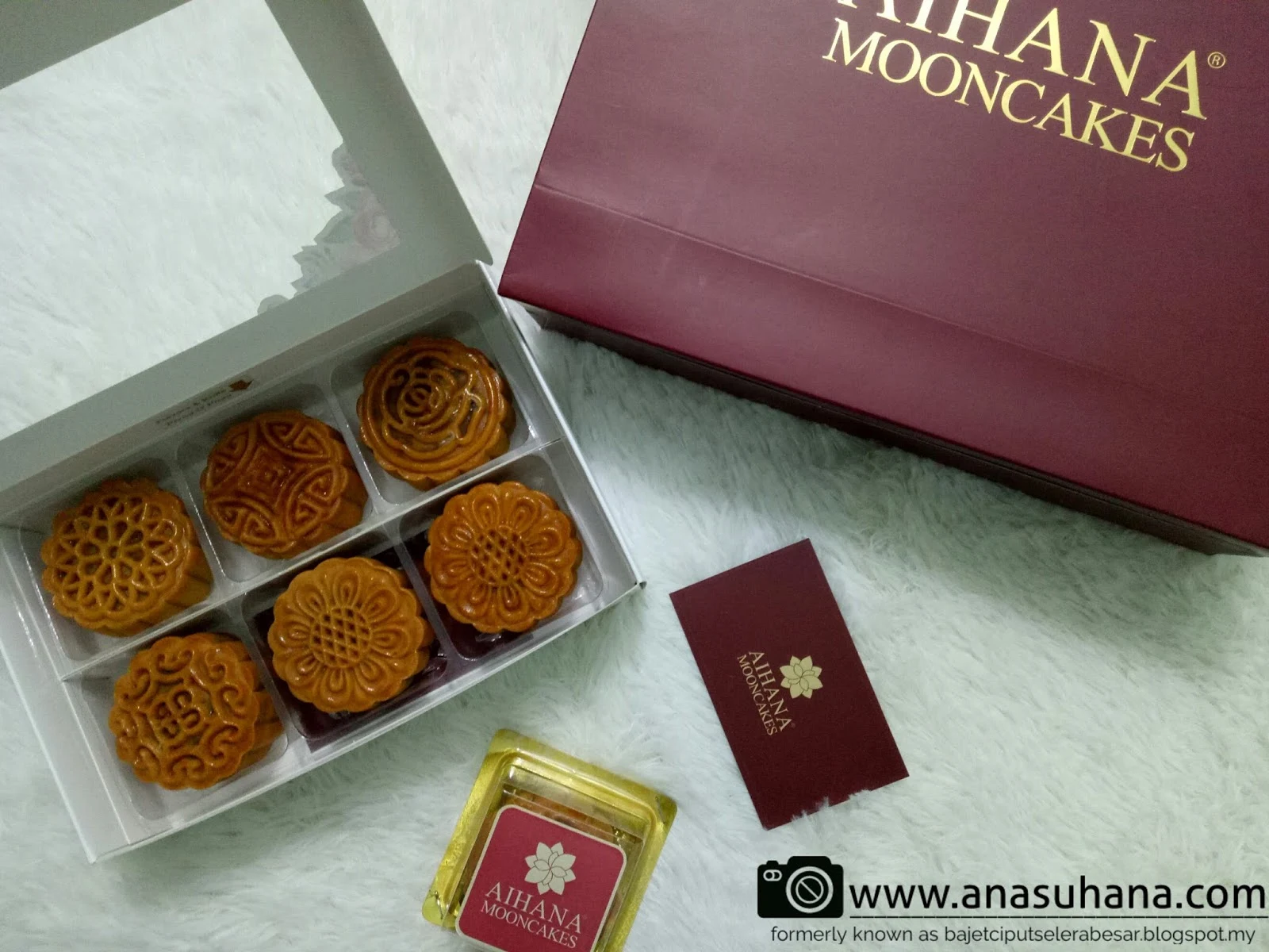 Halal Premium Homemade Mooncake by Aihana Mooncakes