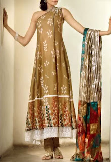 Latest Long Kameez Designs 2012 For Women