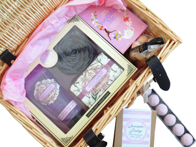 Serenta Flowers Pamper Hamper + Giveaway