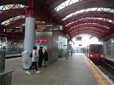 DLR train to Greenwich