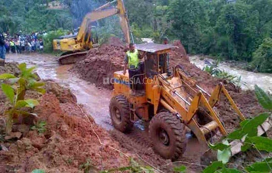  Jalan Lintas Pasbar-Pasaman Telah Bisa Dilewati