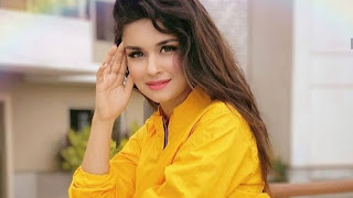 Avneet Kaur HD Wallpapers and Hot & Sexy Pics Free Download 2020