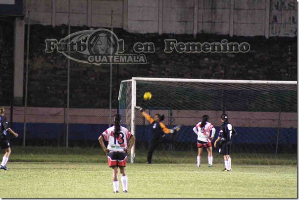 1ro gol de jessica ramirez amatitlan al 40 (5)