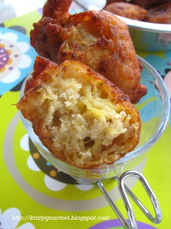 Kuih Bom Pisang @ Deep Fried Banana Donut