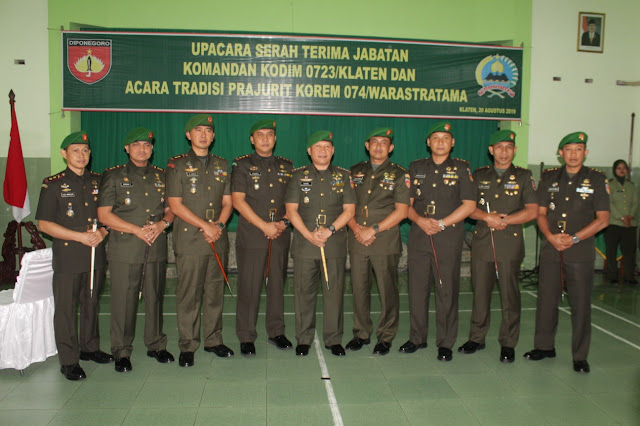 Foto Bersama Danrem 074 Warastratama bersama Seluruh Dandim Se-Solo Raya