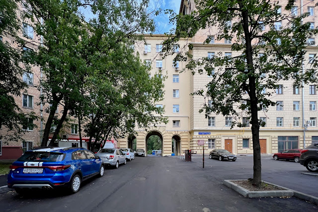 улица Дмитрия Ульянова, жилой дом 1959 года постройки, жилой дом 1957 года постройки – Жилой дом РАН