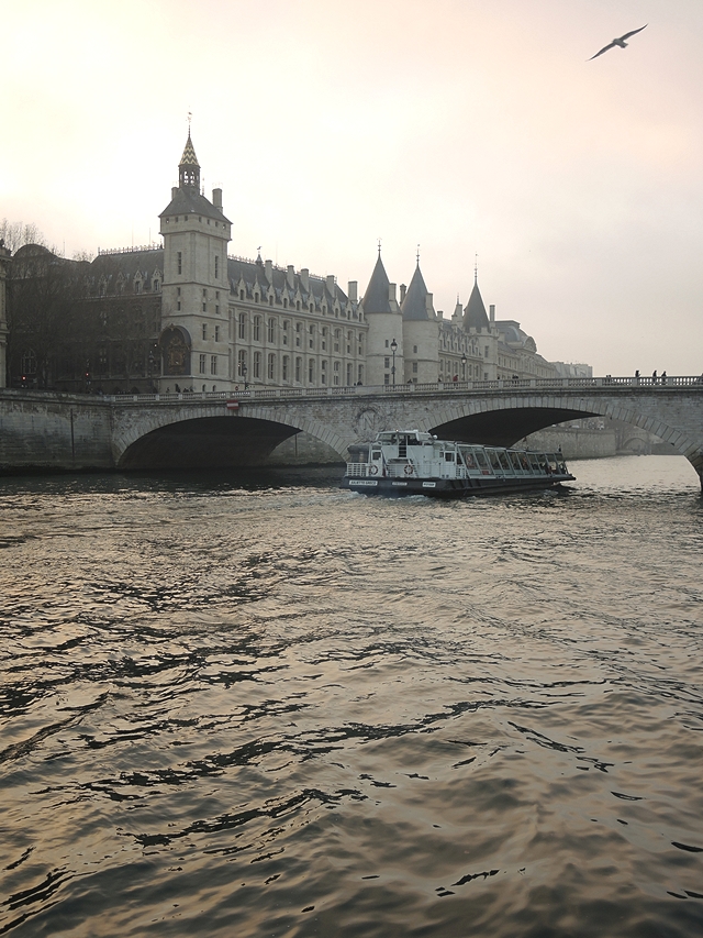 Parijs: wat verpozen aan de Seine