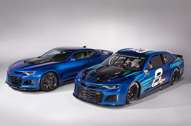 he front view of both Chevrolet Camaro ZL1 and ZL1 RaceCar Monster Energy NASCAR Cup Series.