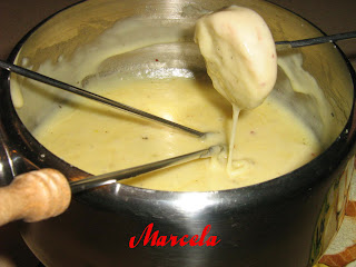 Articole culinare : Swiss cheese fondue