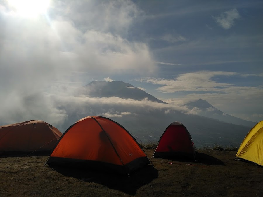 Tenda di Gunung Andong