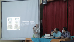 TIM PENGABDIAN KEPADA MASYARAKAT UNSOED BERIKAN PENDAMPINGAN PENGEMASAN PRODUK BERBAHAN ZIPLOCK DAN OPTIMALISASI FOTO PRODUK DALAM MENINGKATKAN PENJUALAN DI KWT WARINGIN SEJAHTERA