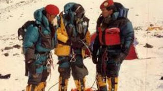 Ketika SI "Hantu Gunung" Geleng-Geleng Kepala Saat 3 Kopassus Sampai ke Puncak Everest!