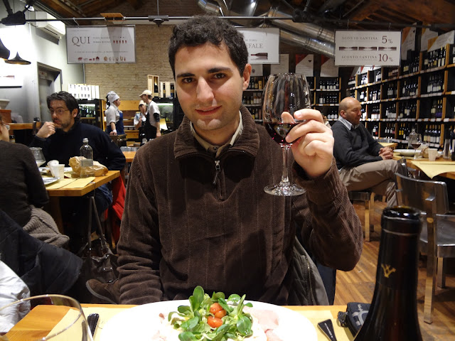Cenando en Ambasciatori en bolonia