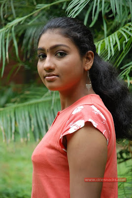 Padagasalai Movie Actress Stills Photo Gallery