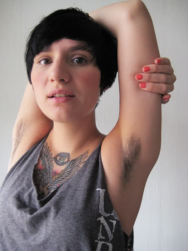 2 French women will be condemned to have hairy armpits