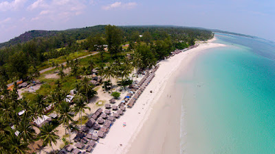 Pantai Trikora