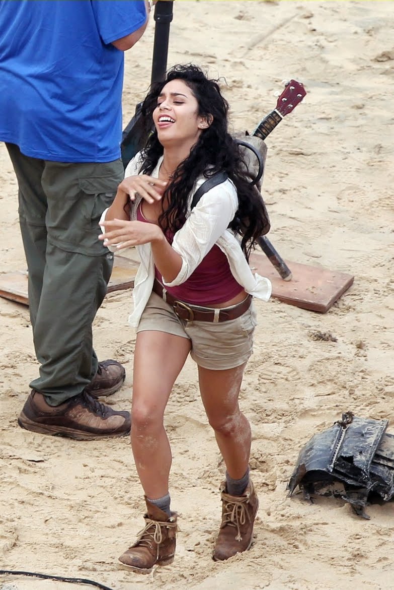 Vanessa Hudgens Josh