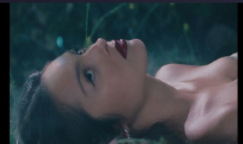 la couverture du clip « Vampire » d’Olivia Rodrigo