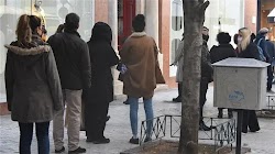 Η έντονη κίνηση μετά το άνοιγμα του λιανεμπορίου, αποδεικνύει πόσο πολύ ανάγκη είχε ο καταναλωτής να βρεθεί έξω και να ψωνίσει με τον πατροπ...