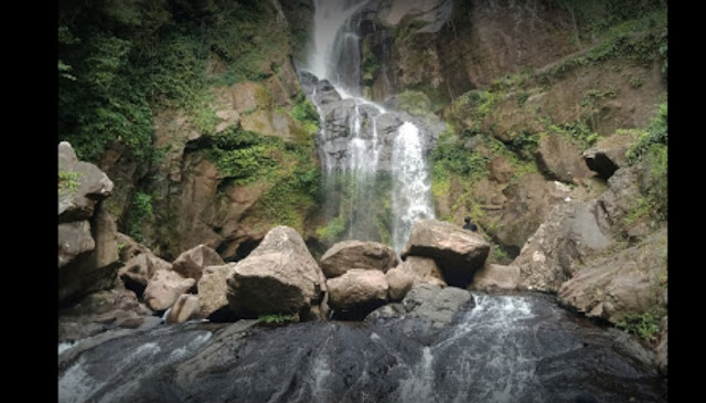 Air terjun lubuak hitam