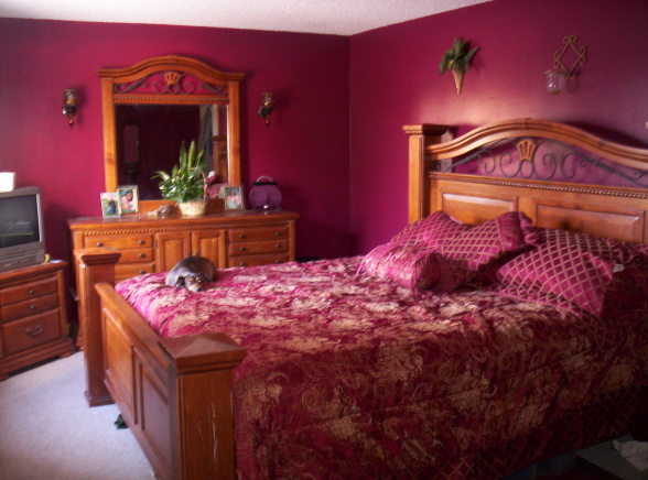 Maroon Bedroom Ideas