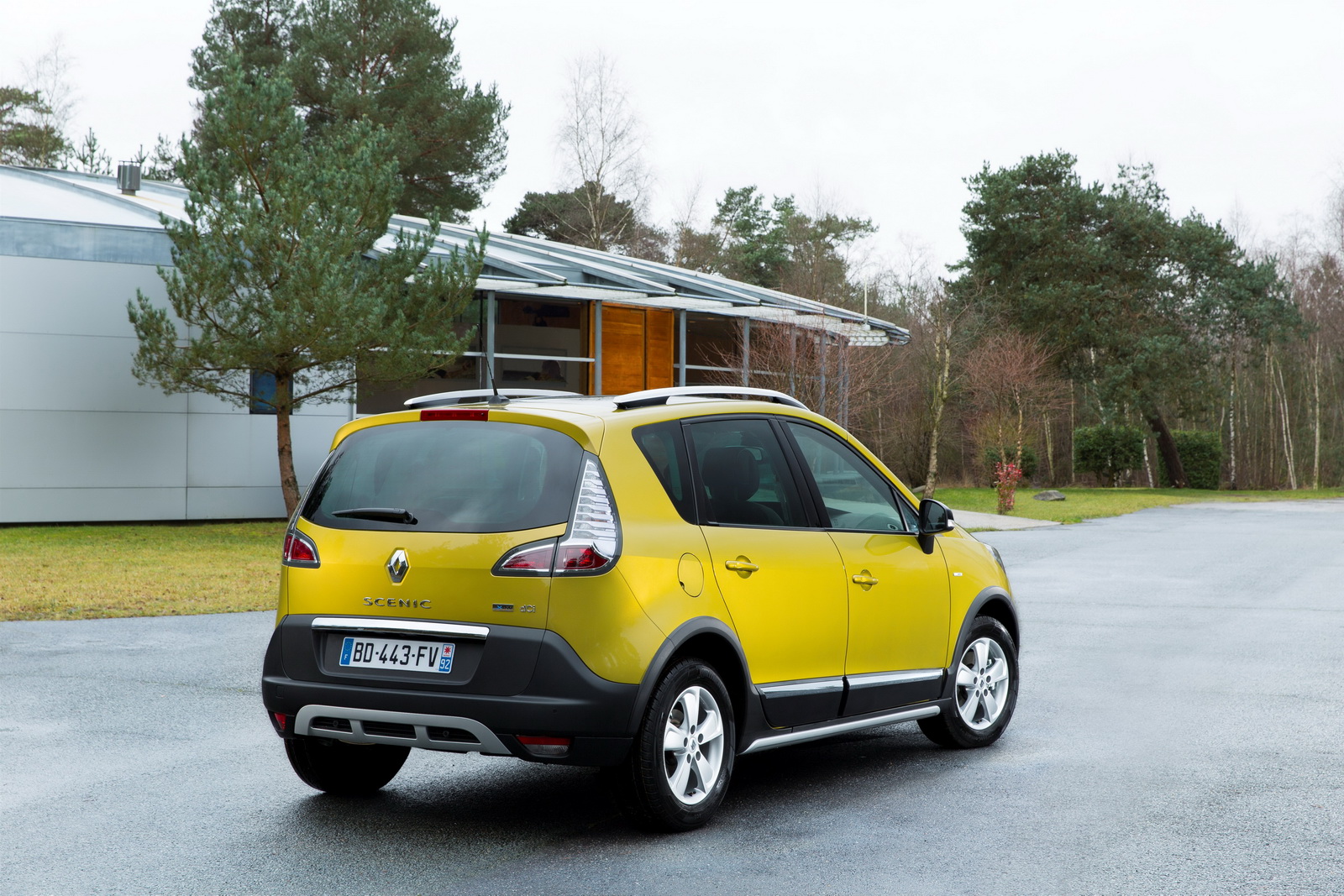 2013 Renault Scenic Xmod The All New Crossover Inspired Mpv | Car ...