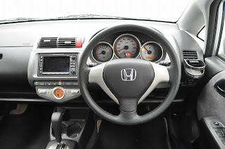 2006/FEB Honda Fit for Kenya