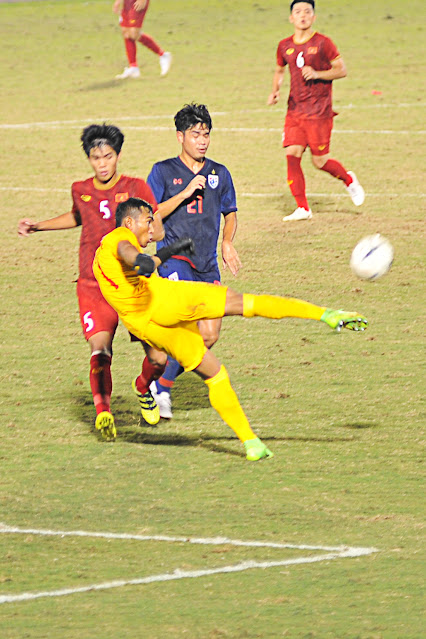 U18 Vietnam vs U18 Thailand in Thong Nhat Stadium Ho Chi Minh City 2019