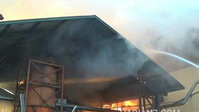 Pabrik Pengolah Kayu di Tengaran  Terbakar, Kerugian Capai Ratusan Juta Rupiah