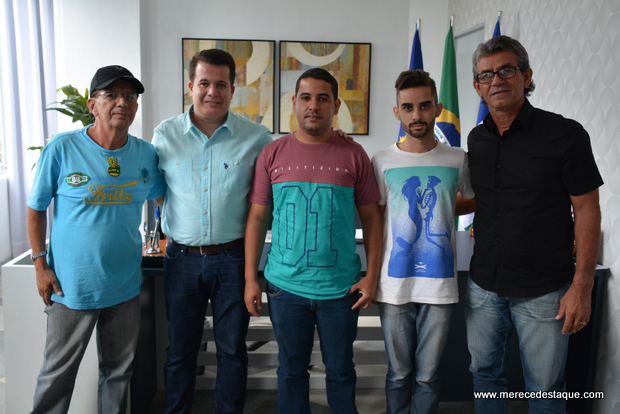 Hildo Teixeira e Zito Ribeiro são os homenageados do São João da Moda 2017