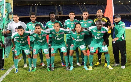 الرجاء المغربي يجدد عقود 4 لاعبين ويضع 8 آخرين في لائحة الانتقالات