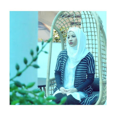 contoh model hijab Natasha Rizki