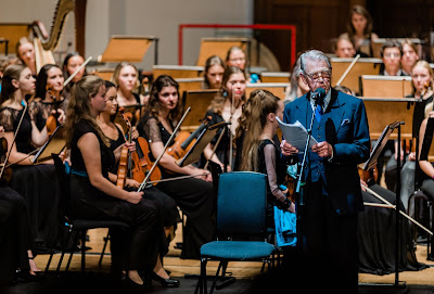 Shostakovich: Hamlet - Jan Latham-Koenig, Edward Fox, Britten-Shostakovich Festival Orchestra - Cadogan Hall (Photo Luke Toddfrey)