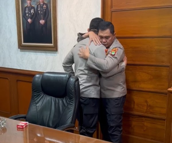 Pelukan dengan Ferdy Sambo, Mujahid 212 Dorong Kapolri Copot Fadil Imran sebagai Kapolda