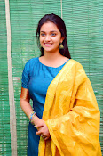 keerthi suresh glamorous photos-thumbnail-1