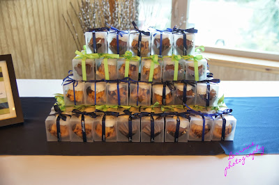 buntini wedding favors from Nothing Bundt Cakes