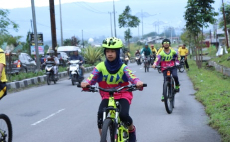 Semarak Hari Bhayangkara Ke-76, Polres Bener Meriah Gelar Fun Bike