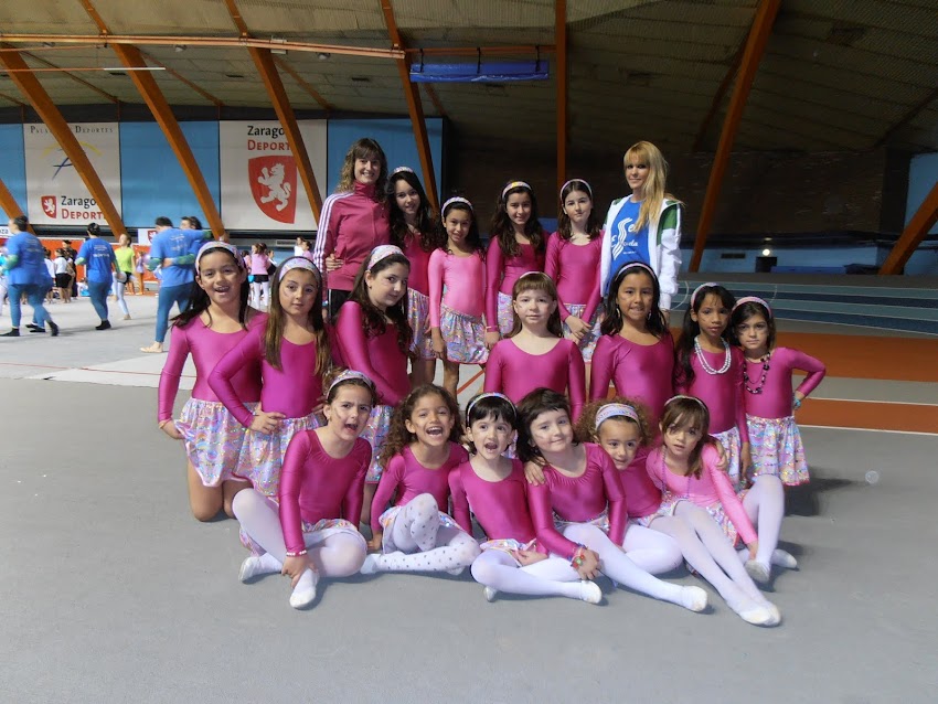 FIESTA DE NAVIDAD CLUB ESCUELA: "EXHIBICIÓN GIMNASIA RÍTMICA"